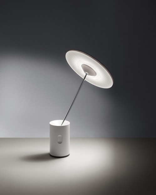 Настольный светильник Artemide