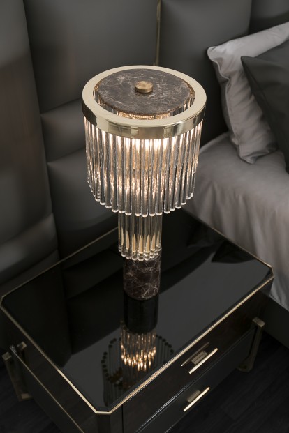 Настольная лампа Luxxu