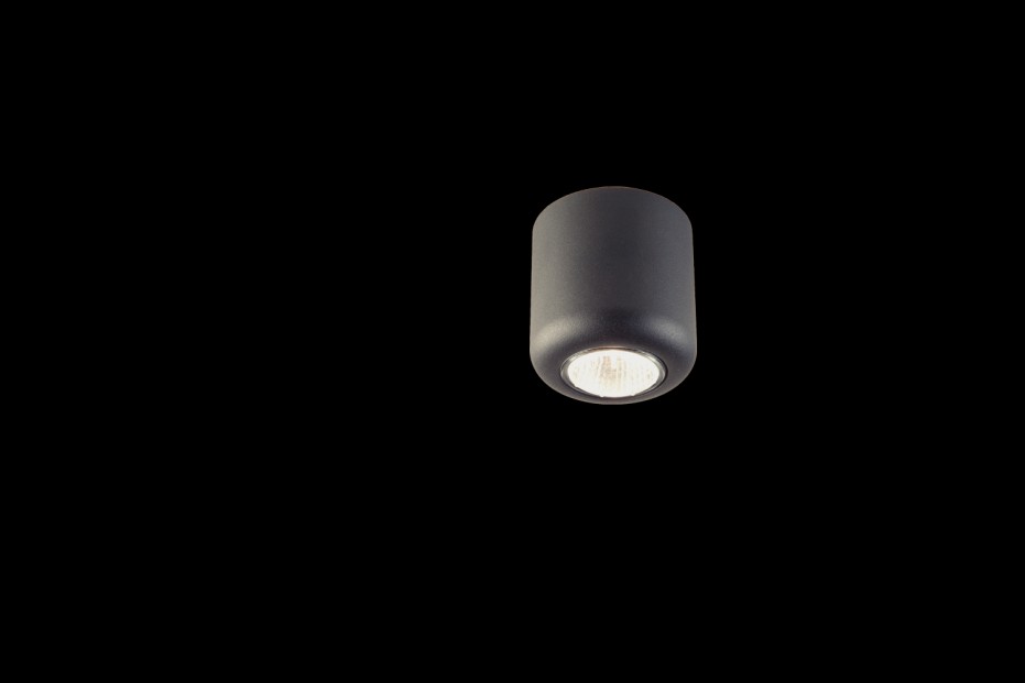 Потолочный светильник tossB